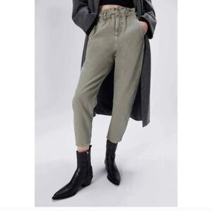 Zara Baggy Stylish Green High-Waisted Pants Size 8 Nwt
